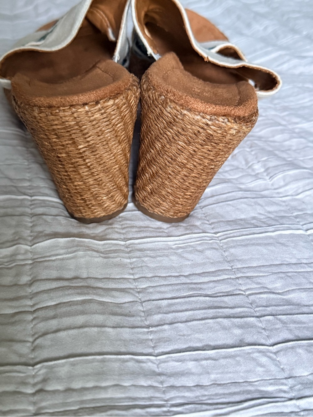 Naturalizer White Slide Sandals with Blue and Teal Embroidered Strap - Picture 3 of 7